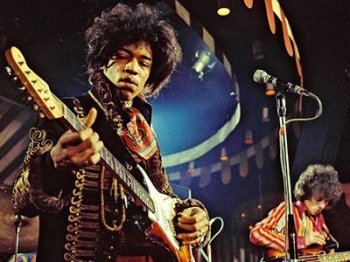 Джими Хендрикс (Jimi Hendrix) Дело не в том, что Хендрикс был более продвинутым в плане игры на гитаре, чем его современники. Дело в том, что он делал все более естественно.